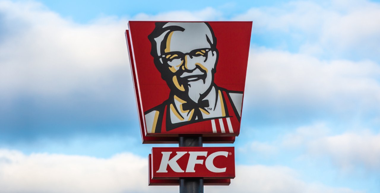Czech health inspectors find expired meat at KFC, open formal investigation