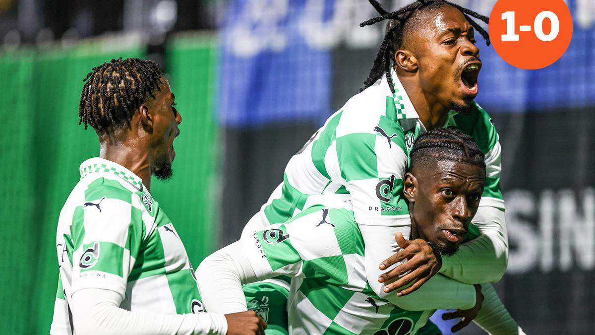 Wat een blamage! La Louviere stuurt Club Brugge met lege handen naar huis na misser Jackers, Tzolis mist strafschop in blessuretijd