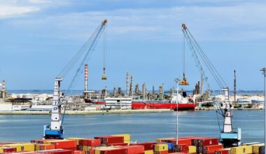 Leveraging data and intelligence to make sense of ocean freight rates