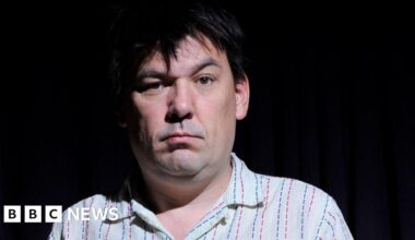 Graham Linehan arrested at Heathrow over his X posts
