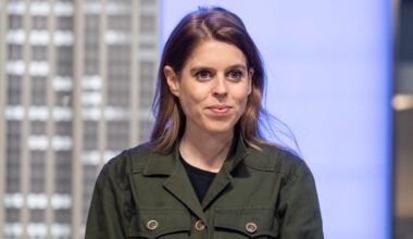 Princess Beatrice Broke Royal Tradition With Daughter Sienna | Gallery