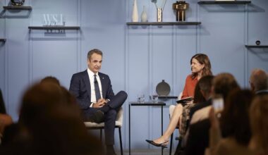Wide-Ranging Mitsotakis Interview to WSJ Touches on Economy, Ties With Turkey, Trump (Vid)