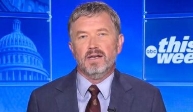 Thomas Massie busts Mike Johnson on Epstein: 'Why was Trump an informant to a hoax?'