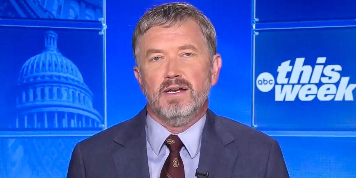 Thomas Massie busts Mike Johnson on Epstein: 'Why was Trump an informant to a hoax?'
