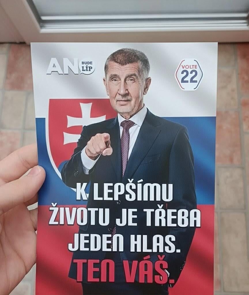Došlo poštou, nespletl si trochu vlajku?