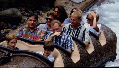 PRINCESS DIANA AND HER CHILDREN AT DISNEYWORLD (Photo by Jacques Langevin/Sygma/Sygma via Getty Images)