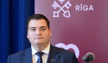 Imminent raids on possible illegal migrants promised / Article