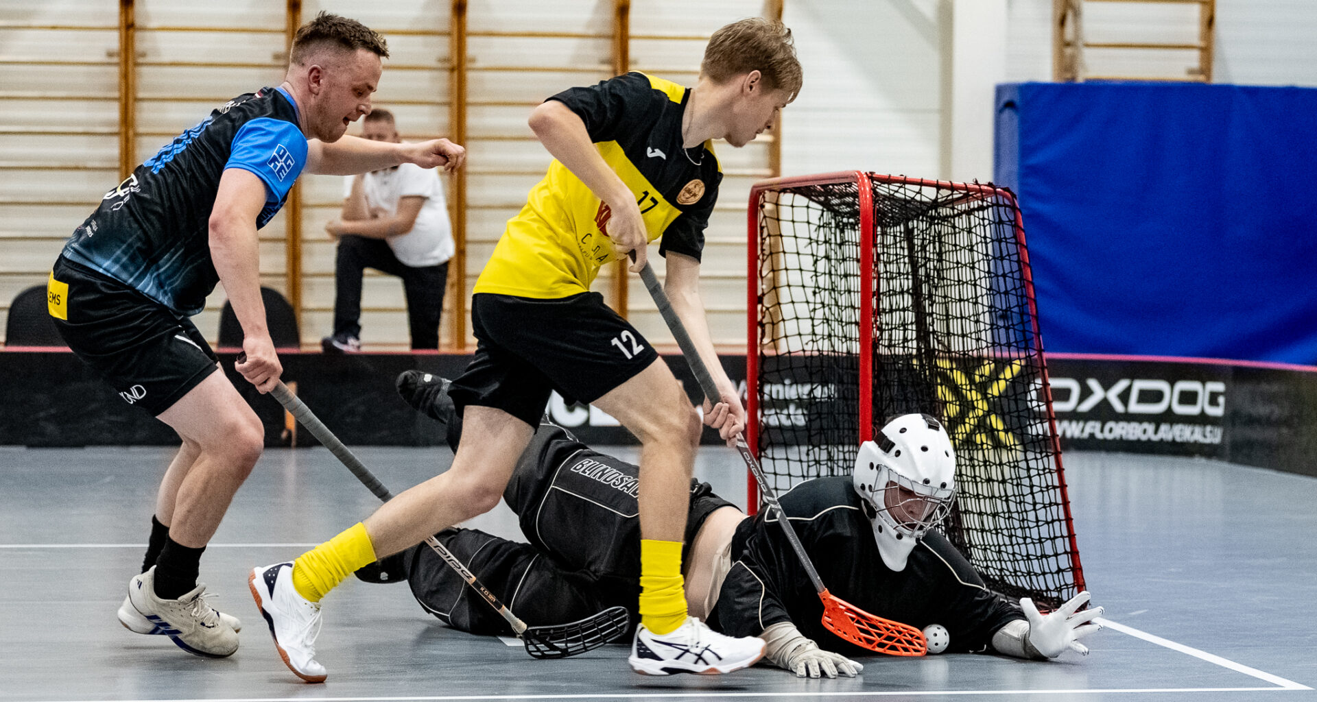 Latvijas Florbola savienība » LV » 2025/2026 » Jaunumi » "Rubene/KSS" rezultatīvā cīņā pieveic ogrēniešus