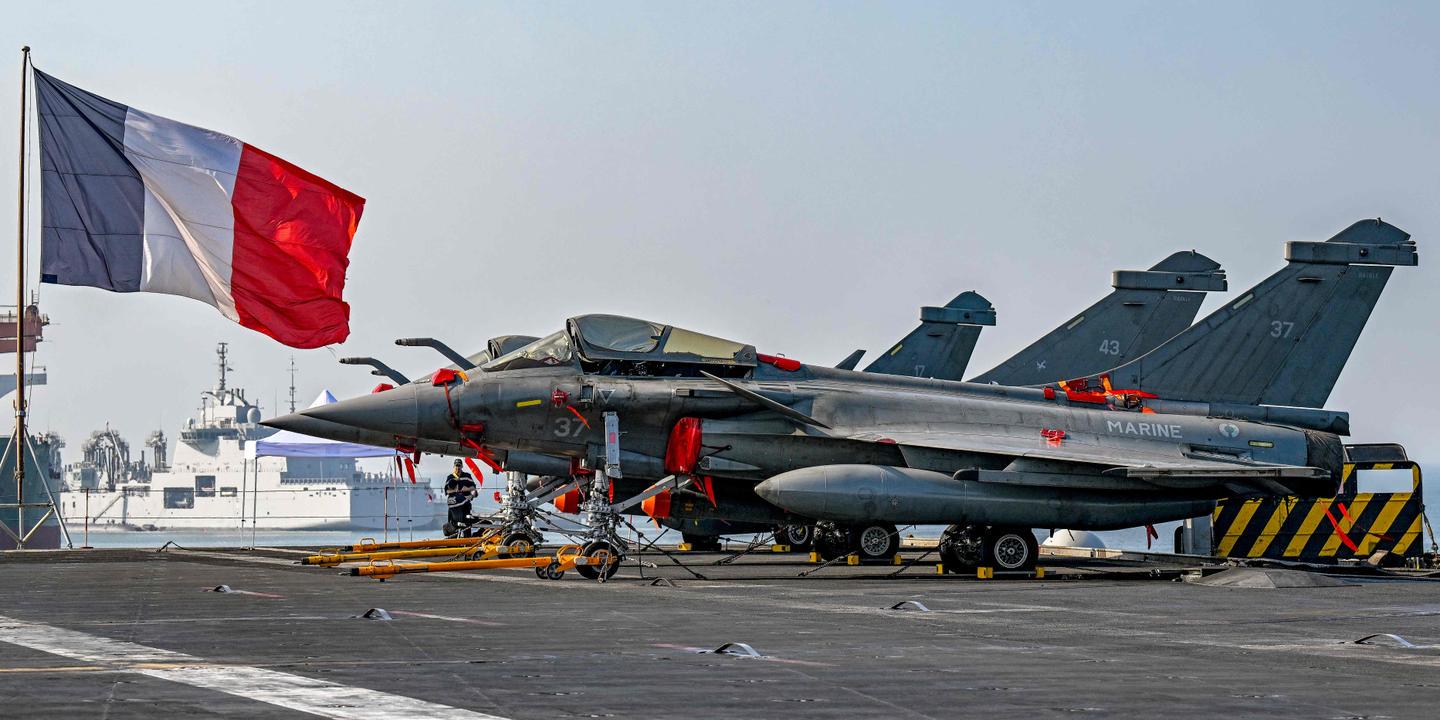 France deploys 3 Rafale planes at the Polish border to enforce a « no-fly zone » at the border between Ukraine and Belarus