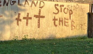 Stop the BOTS. A right wing message I can get behind.