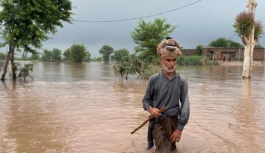 Monsoon, not India, to blame for Pakistan floods, say experts