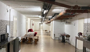 Pincében kialakított egyetemi kollégiumról posztolt Hadházy Ákos