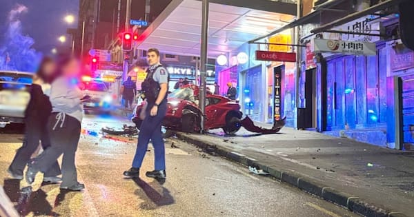 One seriously injured, busy road closed after Auckland CBD crash