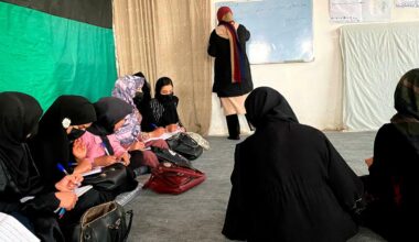 Les talibans interdisent les livres écrits par des femmes dans les universités