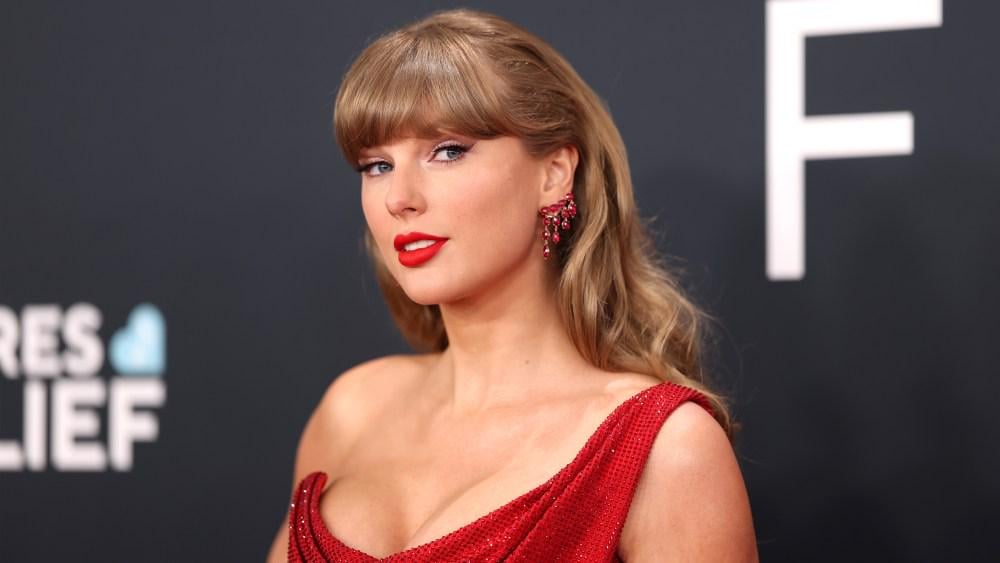 WWE Star Jeff Jarrett Says Taylor Swift Performed a Private Three-Hour Concert For His Family Shortly Before His Wife Died of Breast Cancer: ‘An Amazing Experience’
