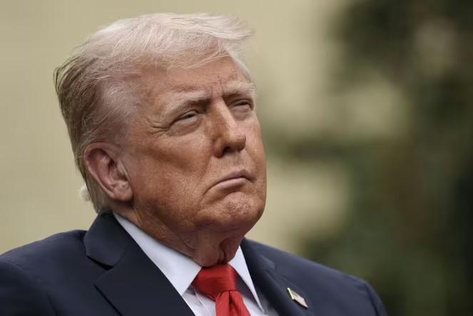 CNN criticized for not stopping broadcast as Trump's face 'drooped'