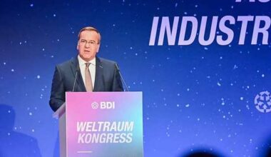 German Defense Minister Details 35B Euro Investment in Space-Defense Capabilities