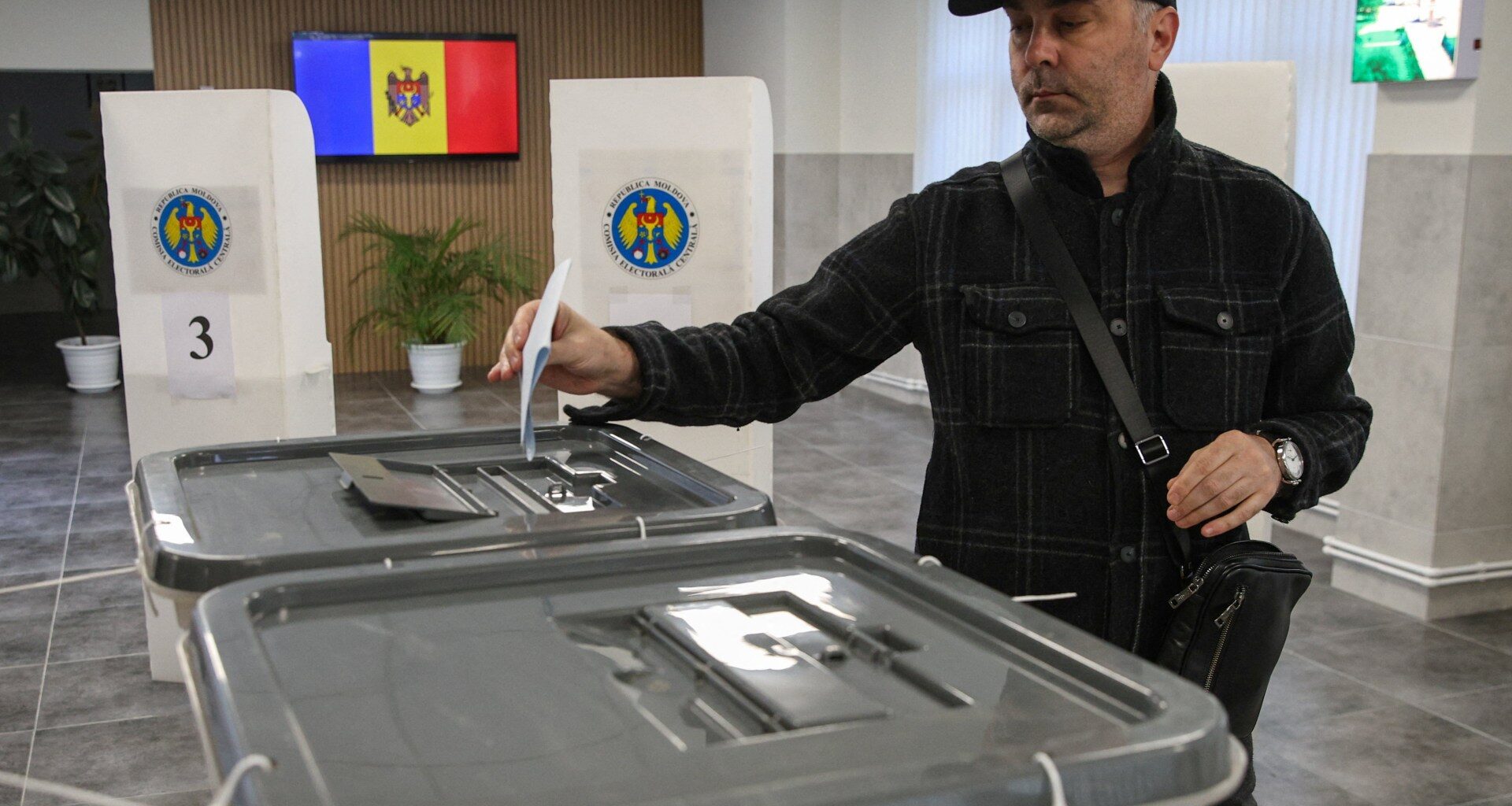 Moldova holds parliamentary elections hit by claims of Russian interference | Elections News