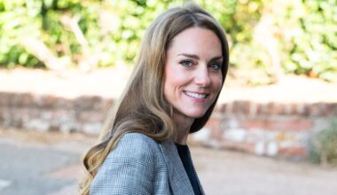 Catherine, Princess of Wales visits Sudbury Silk Mills on September 11, 2025 in Sudbury