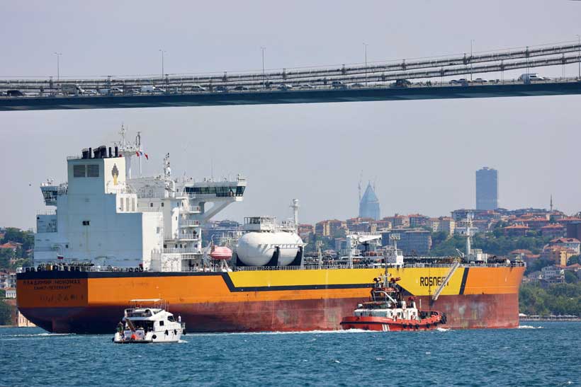 Trump Pressures NATO Nations to Cut Russian Oil Imports