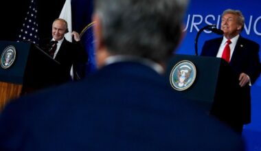Trump's policy of appeasing Putin is a danger for Europe, historian says
