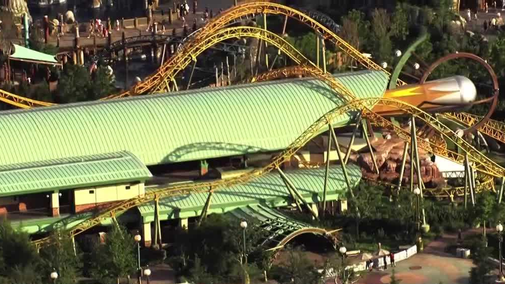 Woman sues over same ride where man was found unresponsive, later died