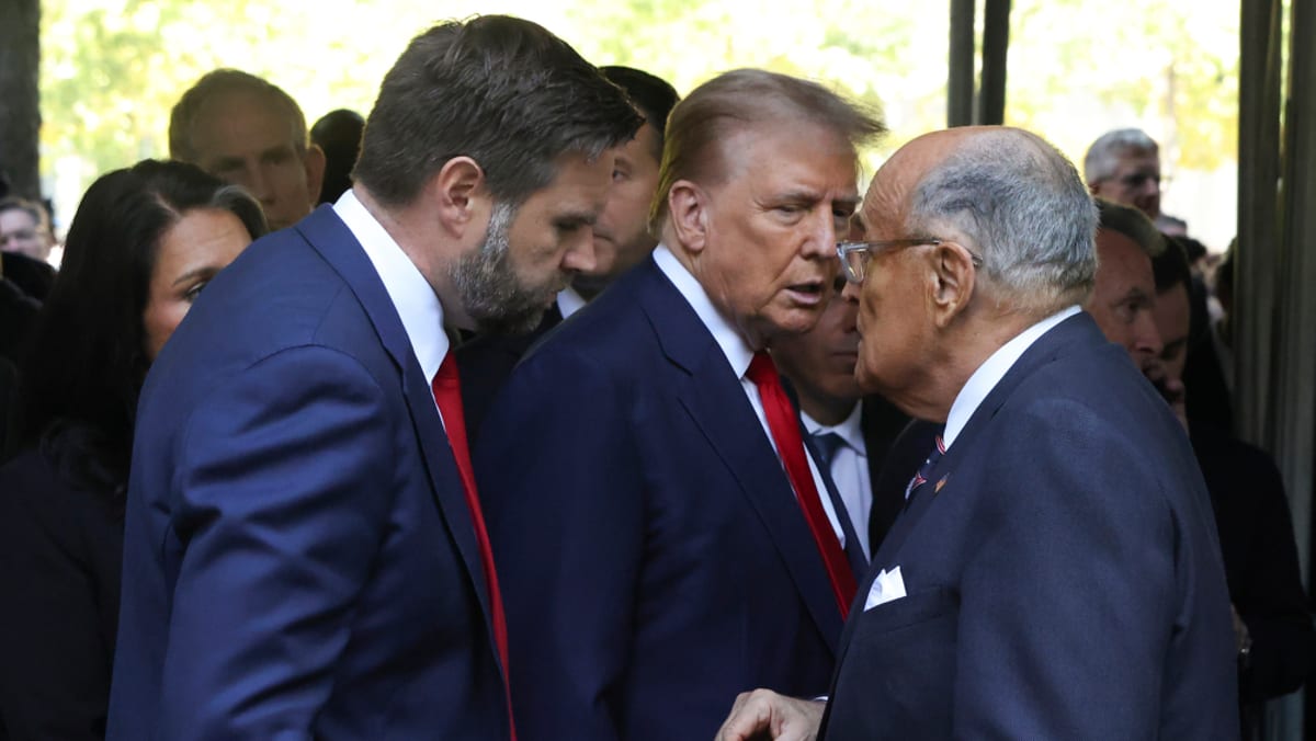 Trump says Giuliani to receive top US civilian honor