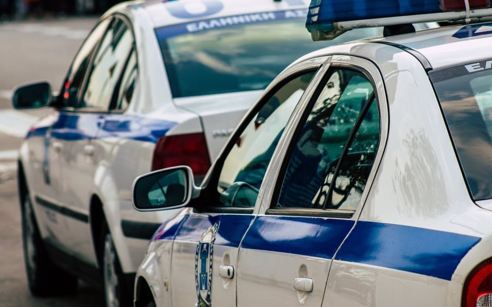 Athens police arrest man wanted in France for serious offenses