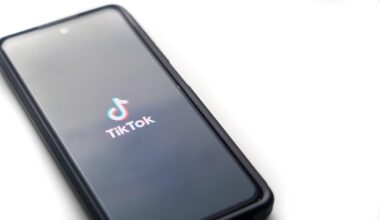 Unul din trei europeni folosește TikTok lunar. În România, numărul utilizatorilor a trecut de nouă milioane