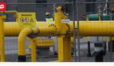 Which EU countries are spending billions on Russian LNG | Ukrainian News