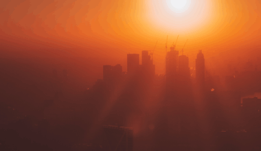 Tackling the heat challenge: A shift from analysis to solutions for extreme heat risk