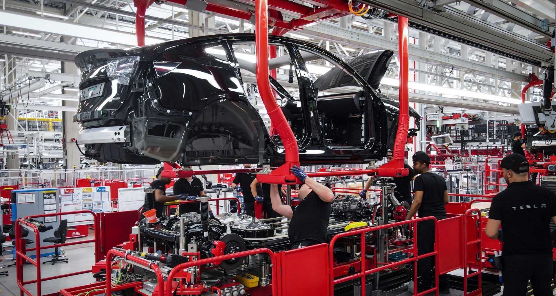 Tesla veut construire plus de véhicules électriques en Europe. Mais à qui ?