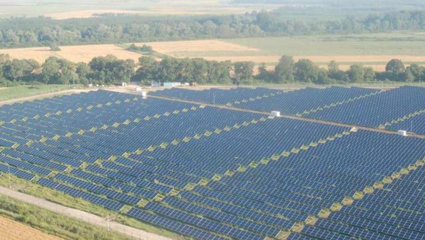 article picture alt description