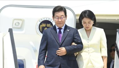 'Relying for security on US, economically on China' no longer viable: South Korean President Lee