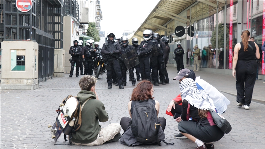 675 arrested in France during ‘Block Everything’ protests