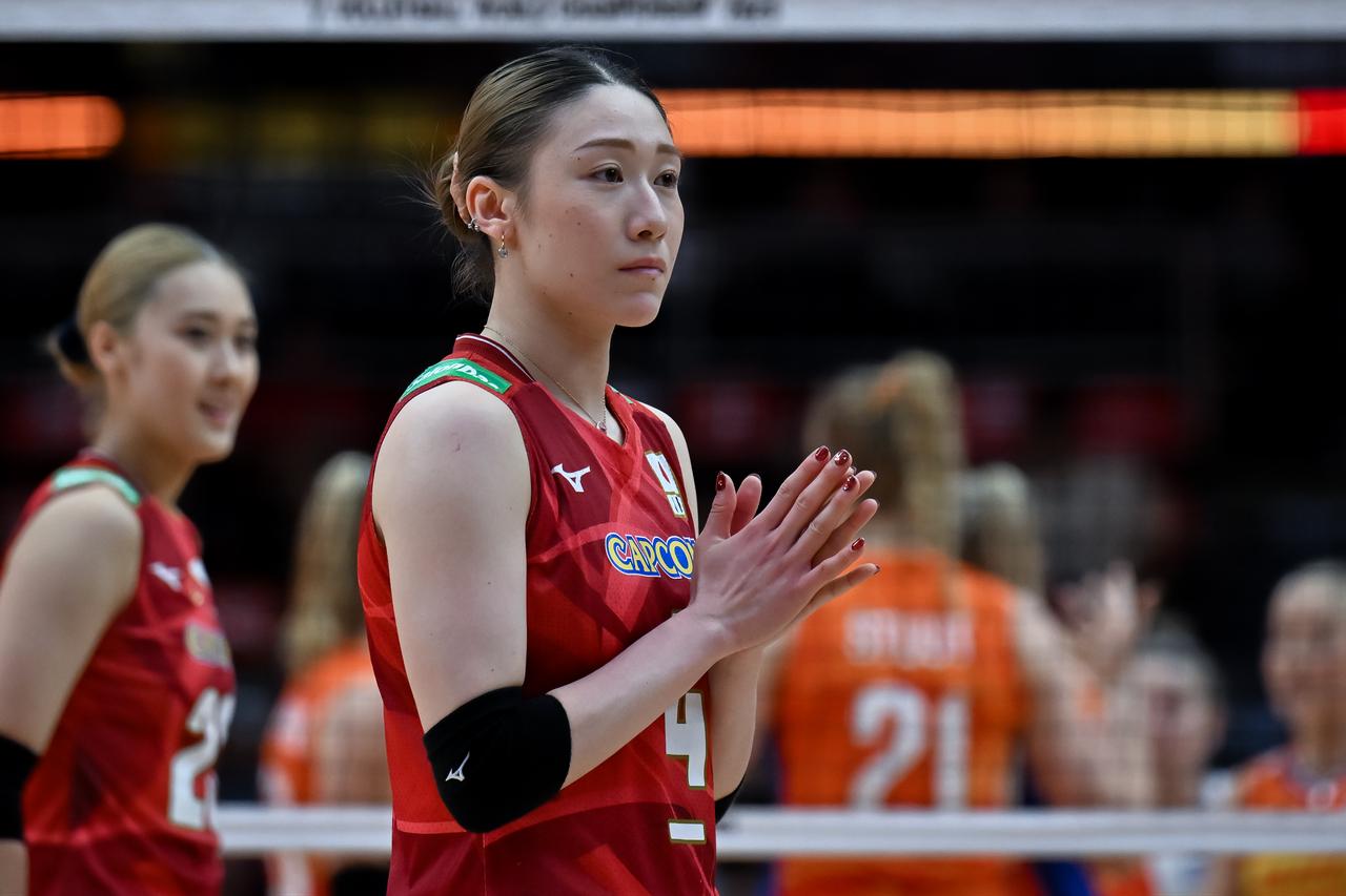 Mayu Ishikawa (4) of Japan in action during the FIVB Women’s Volleyball World Championship quarterfinal match against the Netherlands at Huamark Indoor Stadium in Bangkok, Thailand, September 3, 2025. (AA Photo)