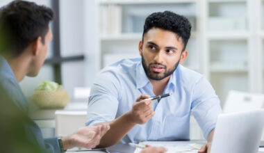 Which Cryptocurrency Could Be a Millionaire-Maker? Shiba Inu vs. Chainlink