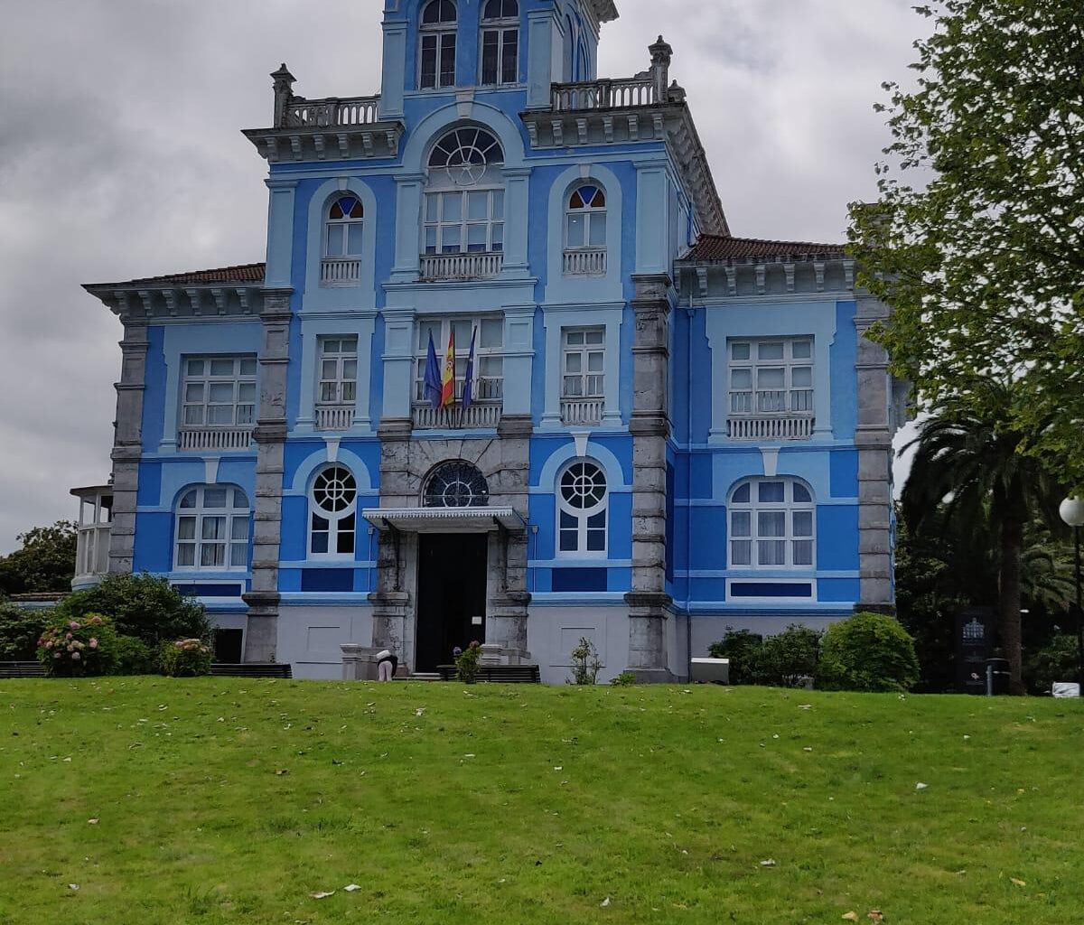 Guadalupe Manor, 1907. Asturias, Spain. OC.