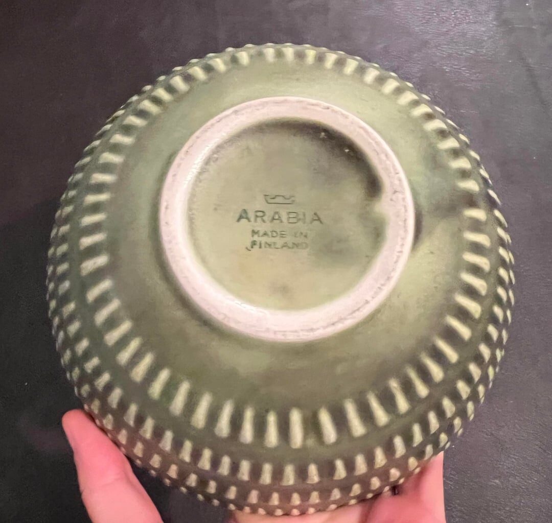 Help Identifying Arabia Bowl