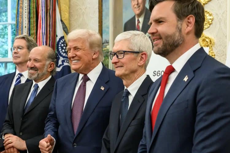 Le cerveau d’Apple Intelligence sous influence de Donald Trump