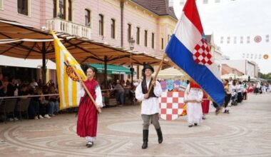 PHOTOS: 1,600 kids keep Croatian traditions alive in Vinkovci