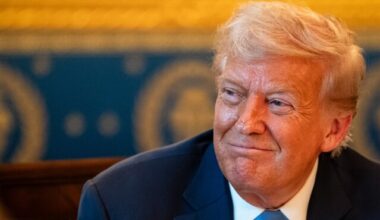 Judge Keeps Trump Layoffs Suit Alive but Tosses DOGE Claims (1)