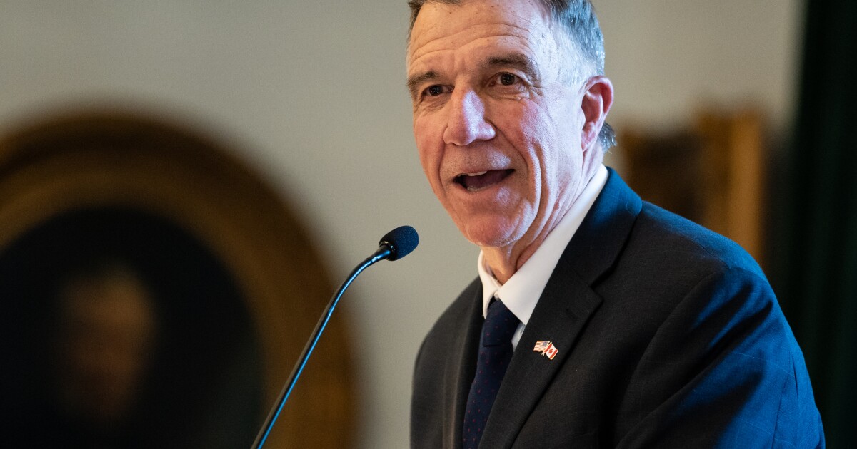 Vermont signs deal to continue holding federal immigration detainees