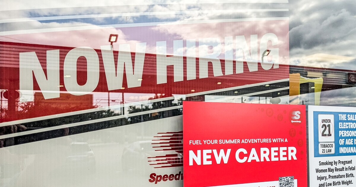 Indiana's unemployment rate outperforms national average, hits new private sector peak