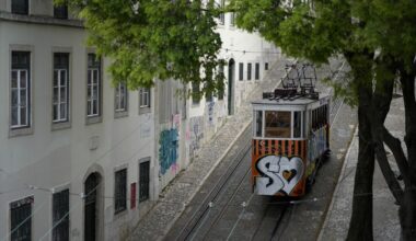 What to know about the crash of a tourist-favorite Lisbon streetcar