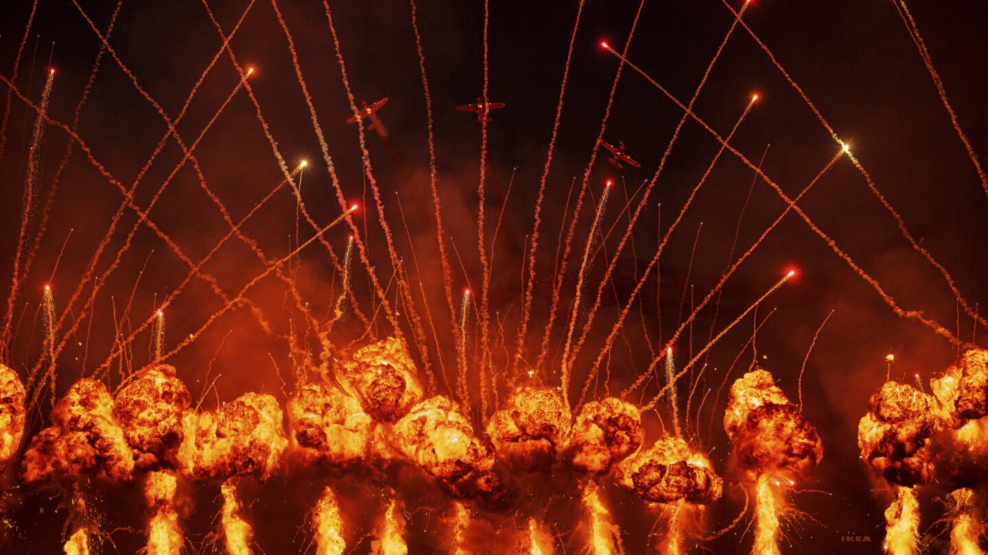 One Extraordinary Photo: The quest for a perfect photo from the Romania International Air Show