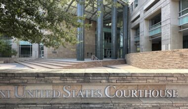Judge temporarily blocks US effort to remove some immigrant Guatemalan and Honduran children