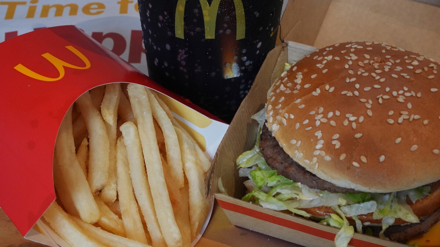 Coming price cuts at McDonald's may signal a broader fast food price war