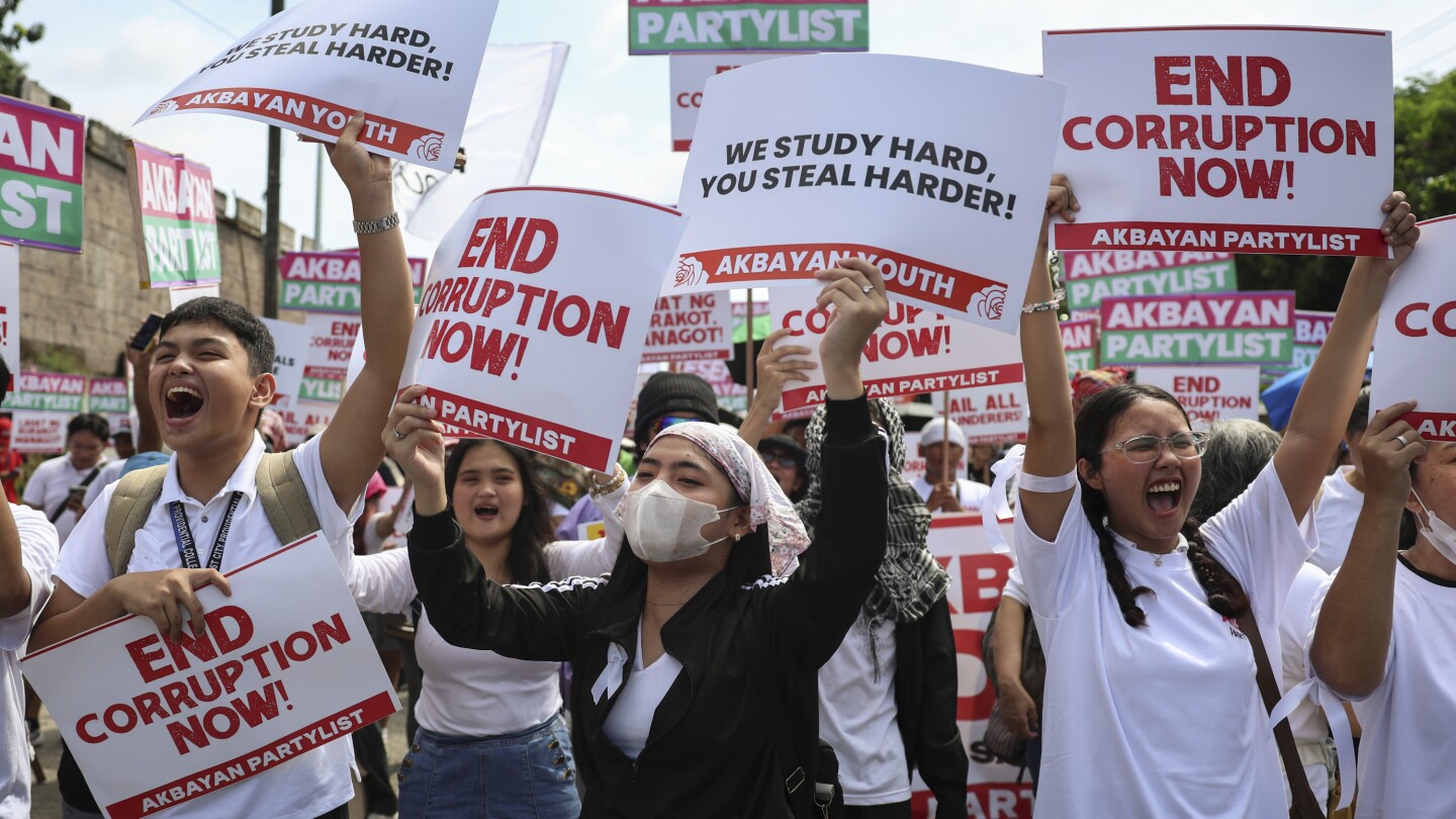 Philippine police arrested 49 after a violent clash near presidential palace