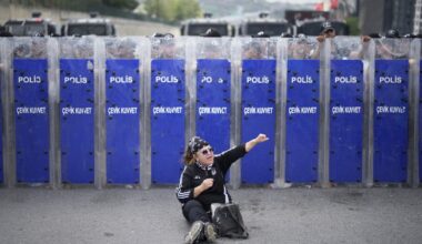 Istanbul imposes temporary ban on public gatherings amid CHP rally